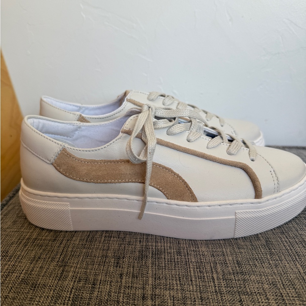 Able Cream and Tan Women's Sneakers